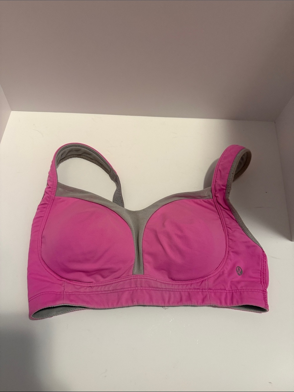 Lululemon Vintage Pink Gray Adjustable Sports Bra 32DD High Impact Running Gym